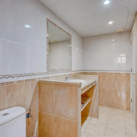 Amplio Duplex En Cristianos By Altamarhomes *